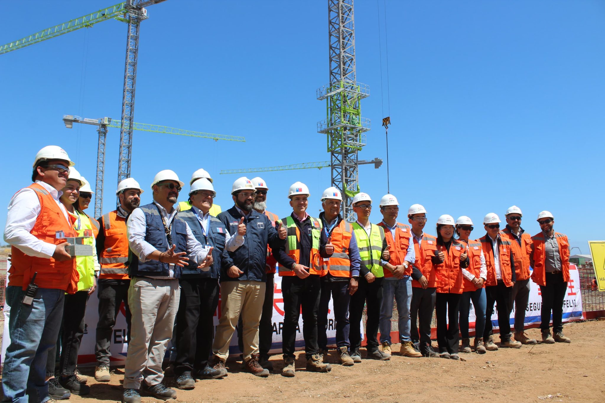 Instalan Sistema De Aisladores Sísmicos En Obras Del Hospital De